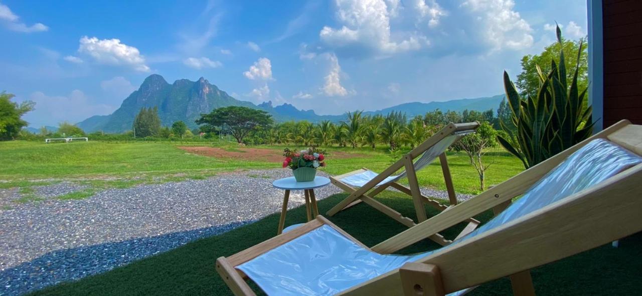 ไร่วิวทิวเขา ลานกางเต็นท์ ฟาร์มสเตย์ Ban Nong Tum Exteriör bild