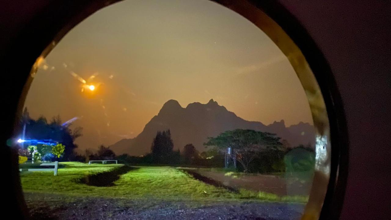 ไร่วิวทิวเขา ลานกางเต็นท์ ฟาร์มสเตย์ Ban Nong Tum Exteriör bild
